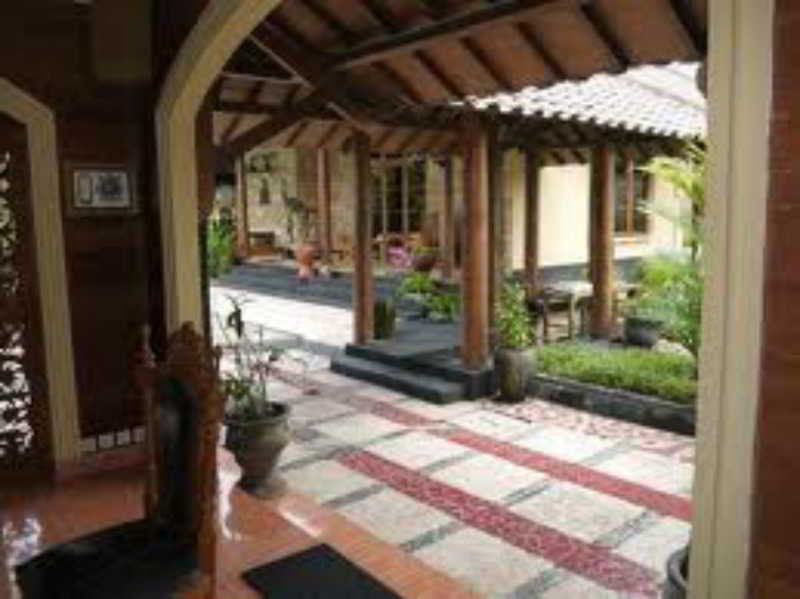Hotel Ndalem Bantul Yogyakarta Exterior foto
